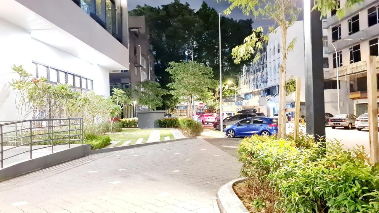 Chambers Serviced Klcc By Cozy *